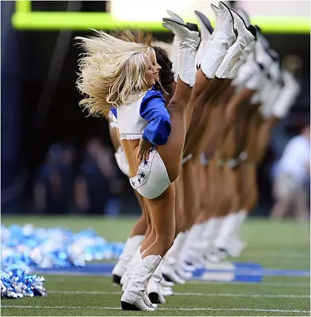 Dallas Cowboys Cheerleaders - Dallas Cowboys Cheerleader